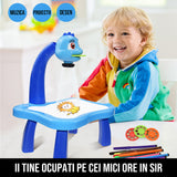 Proiector pentru Desen cu Masuta si Carioci Dino Artist